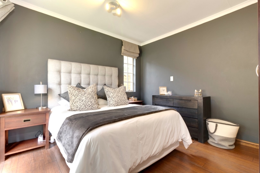 3 Bedroom Property for Sale in Linden Gauteng