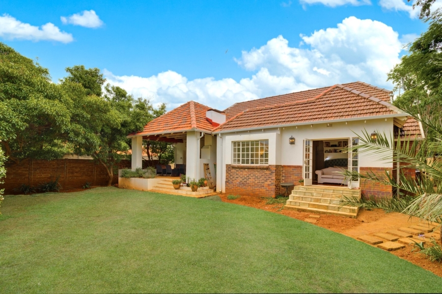 3 Bedroom Property for Sale in Linden Gauteng