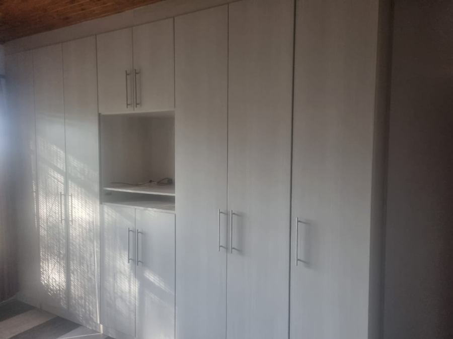 4 Bedroom Property for Sale in Princess A H Gauteng