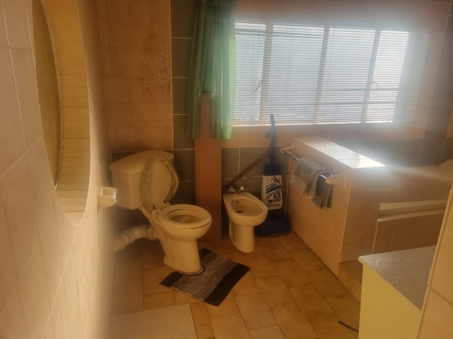 4 Bedroom Property for Sale in Princess A H Gauteng