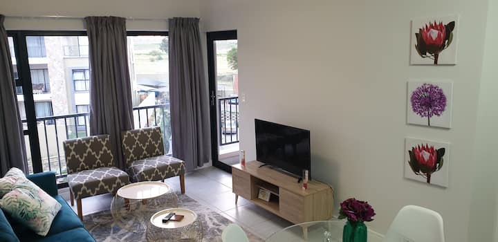 To Let 1 Bedroom Property for Rent in Waterfall Gauteng