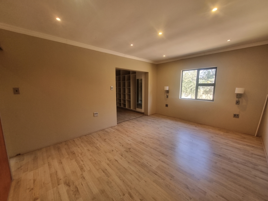 To Let 2 Bedroom Property for Rent in Randjesfontein A H Gauteng