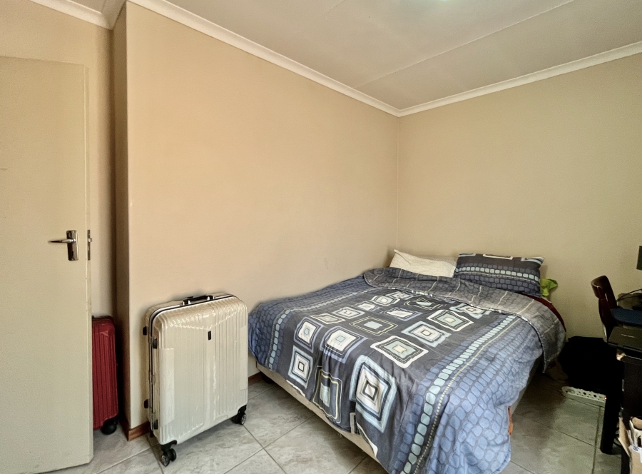 3 Bedroom Property for Sale in Oukraal Estate Gauteng