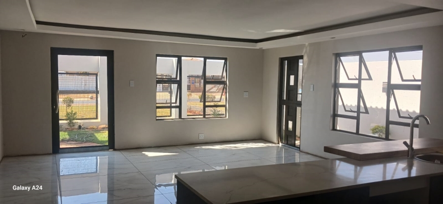 3 Bedroom Property for Sale in Vosloorus Ext 6 Gauteng