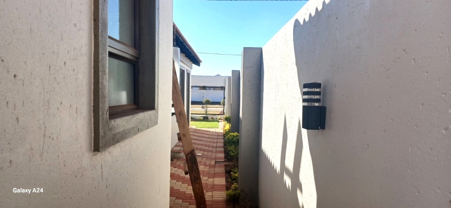 3 Bedroom Property for Sale in Vosloorus Ext 6 Gauteng