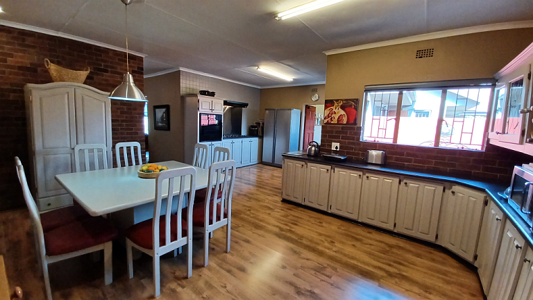 4 Bedroom Property for Sale in Vanderbijlpark SE 2 Gauteng