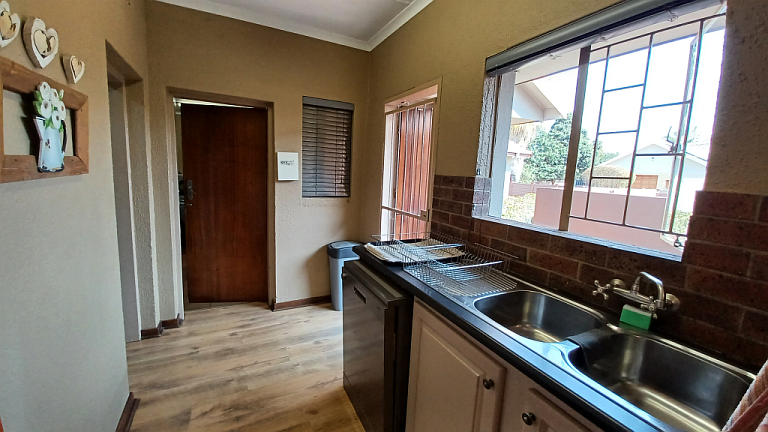 4 Bedroom Property for Sale in Vanderbijlpark SE 2 Gauteng