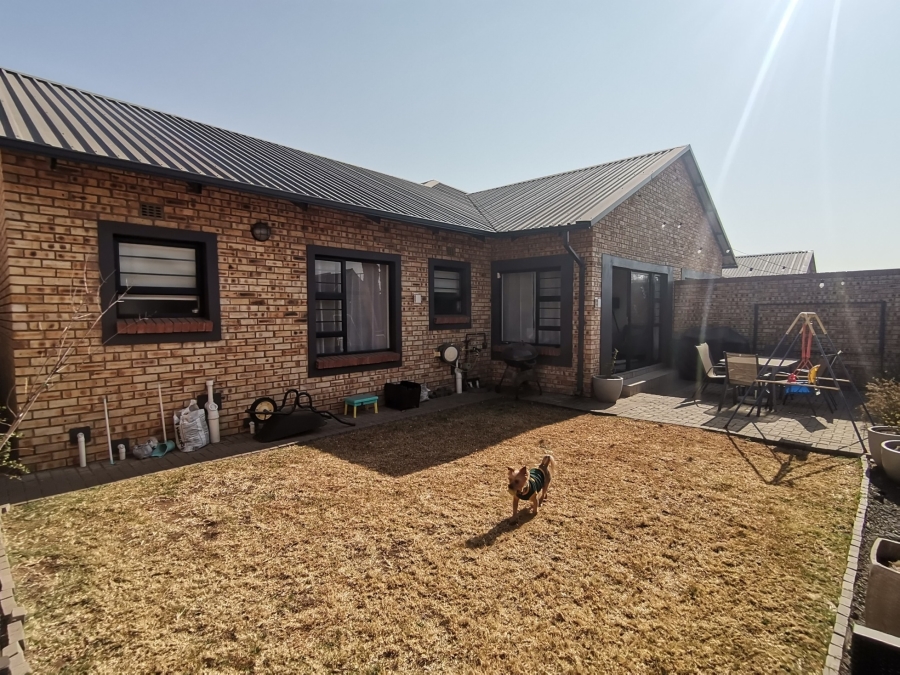 3 Bedroom Property for Sale in New Market Park Gauteng