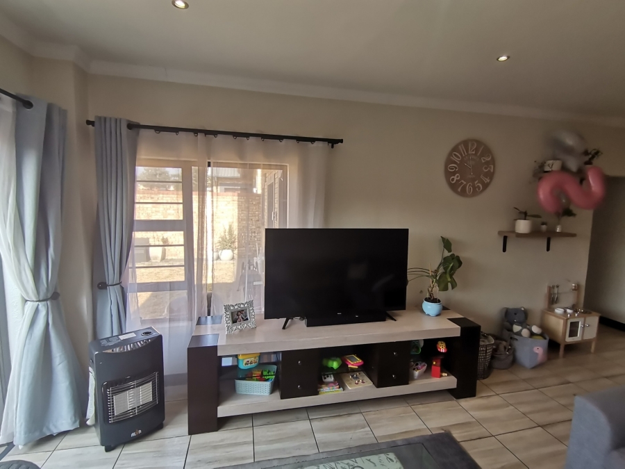 3 Bedroom Property for Sale in New Market Park Gauteng