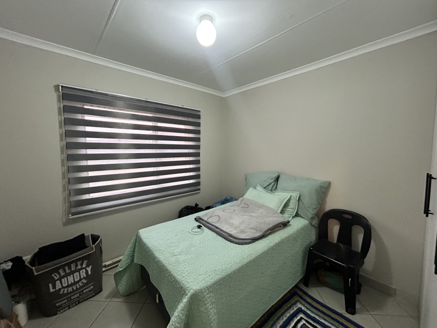 3 Bedroom Property for Sale in Azaadville Gardens Gauteng