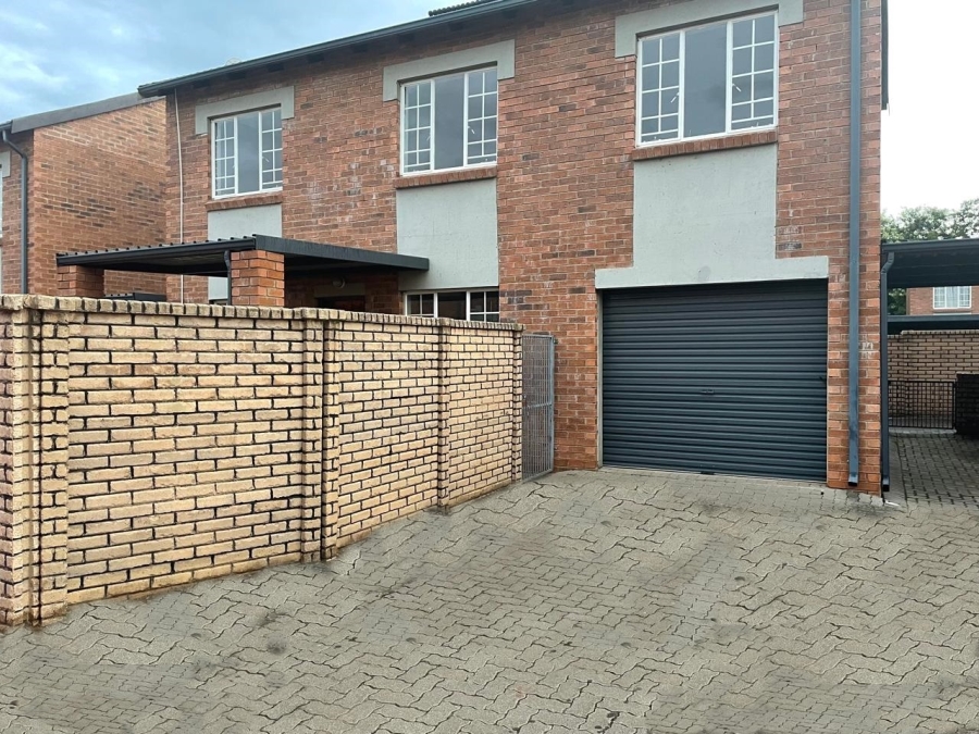 3 Bedroom Property for Sale in Raslouw Gauteng