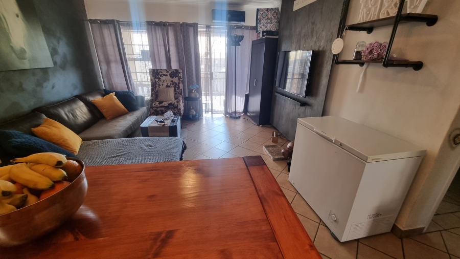 2 Bedroom Property for Sale in Raslouw Gauteng