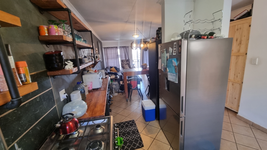 2 Bedroom Property for Sale in Raslouw Gauteng