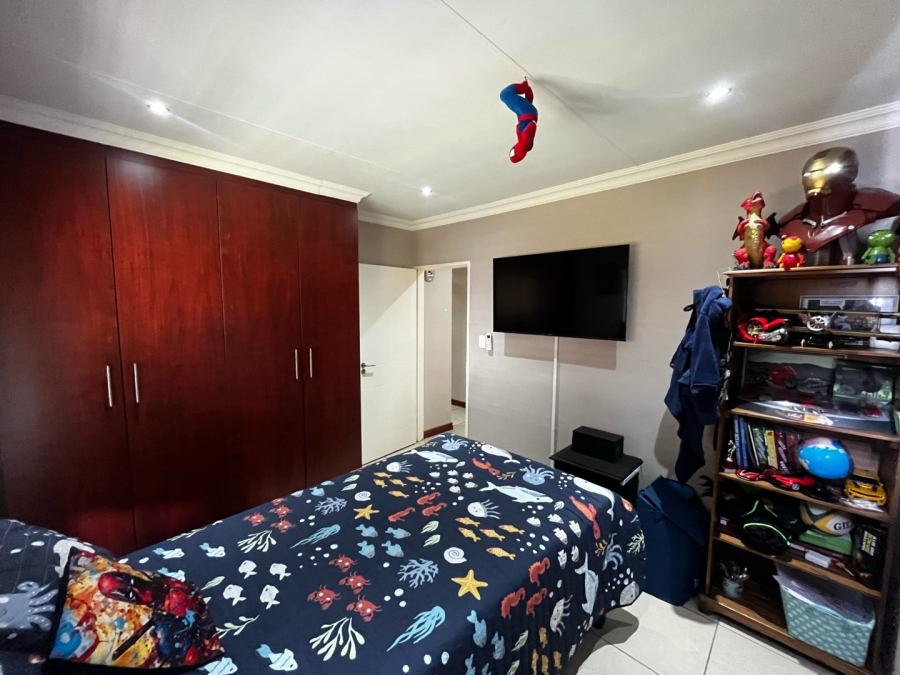 3 Bedroom Property for Sale in New Redruth Gauteng