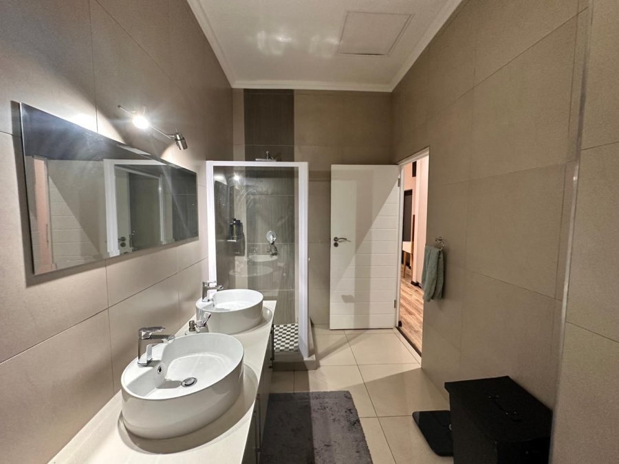 3 Bedroom Property for Sale in Raslouw Gauteng