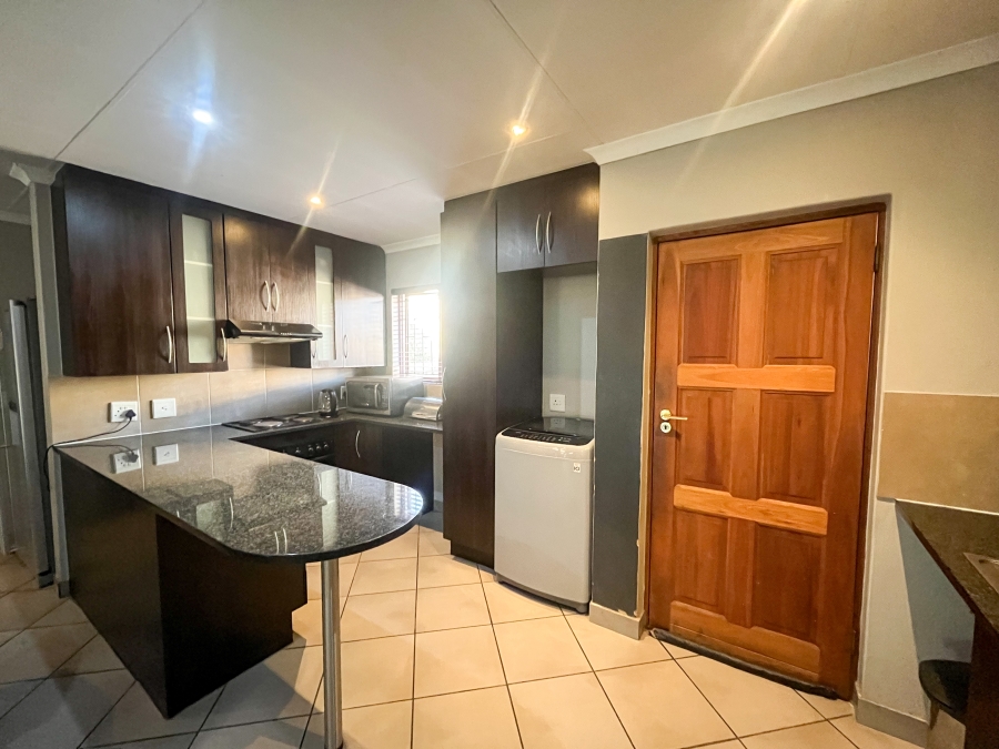 3 Bedroom Property for Sale in Thatchfield Hills Gauteng