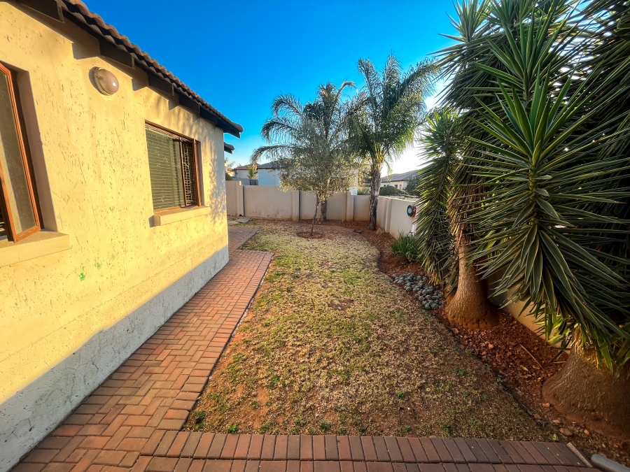 3 Bedroom Property for Sale in Thatchfield Hills Gauteng