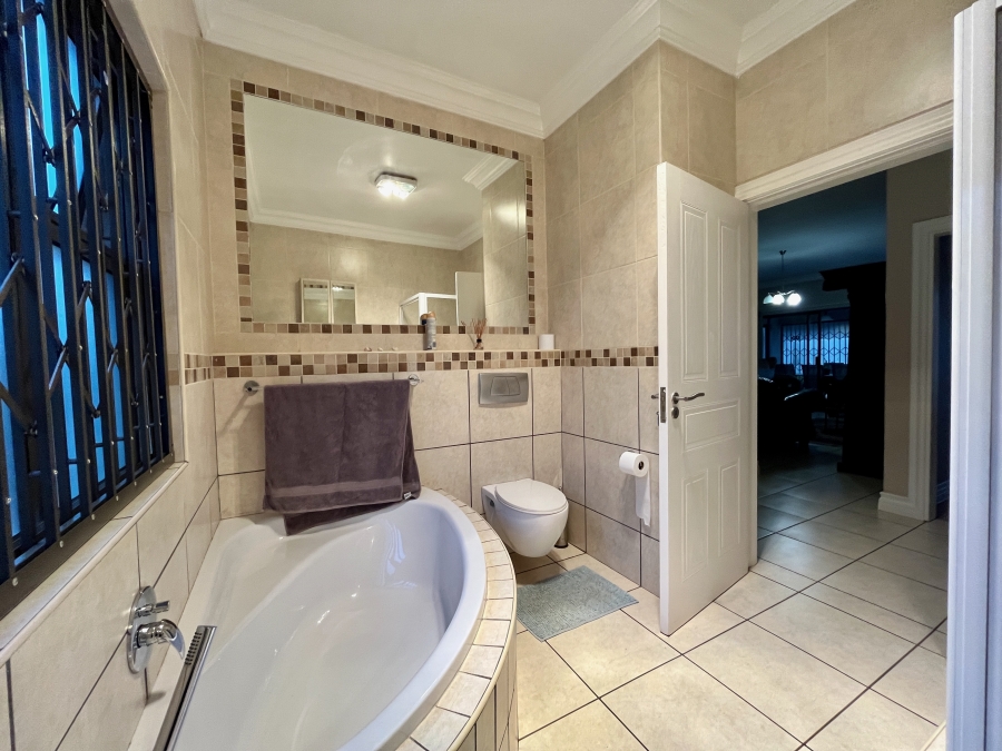 3 Bedroom Property for Sale in The Meadows Gauteng