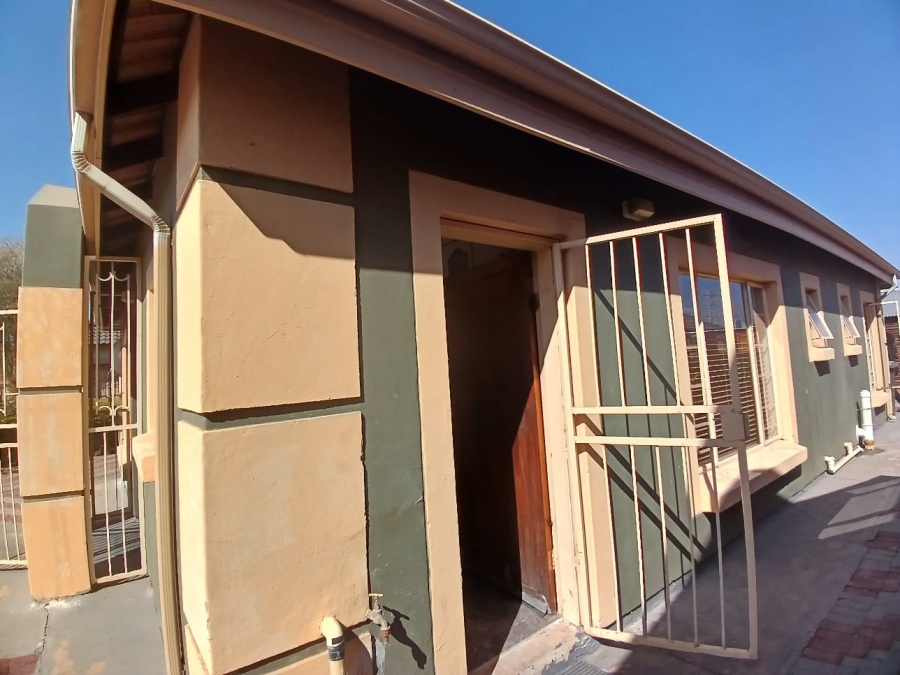 3 Bedroom Property for Sale in Nkwe Estate Gauteng