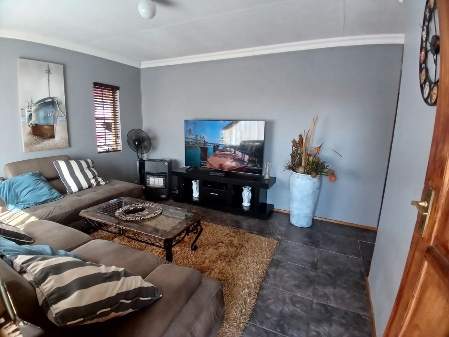 3 Bedroom Property for Sale in Nkwe Estate Gauteng