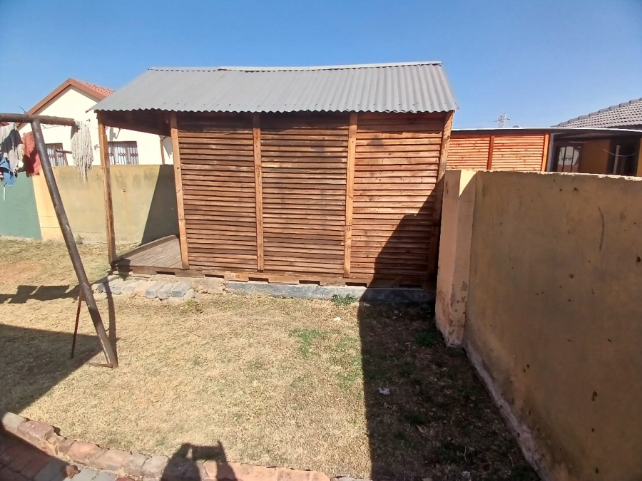 3 Bedroom Property for Sale in Nkwe Estate Gauteng