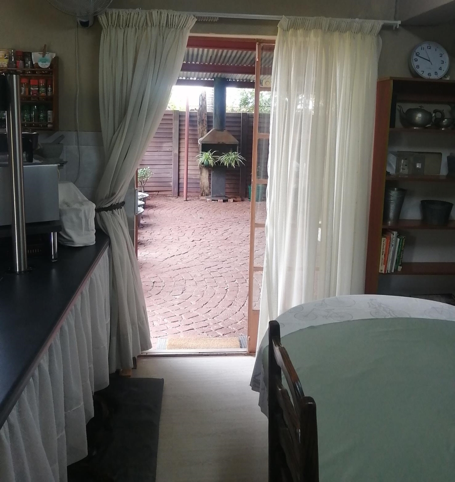 2 Bedroom Property for Sale in Annlin Gauteng