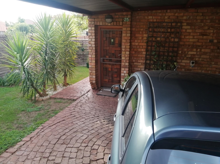 2 Bedroom Property for Sale in Annlin Gauteng