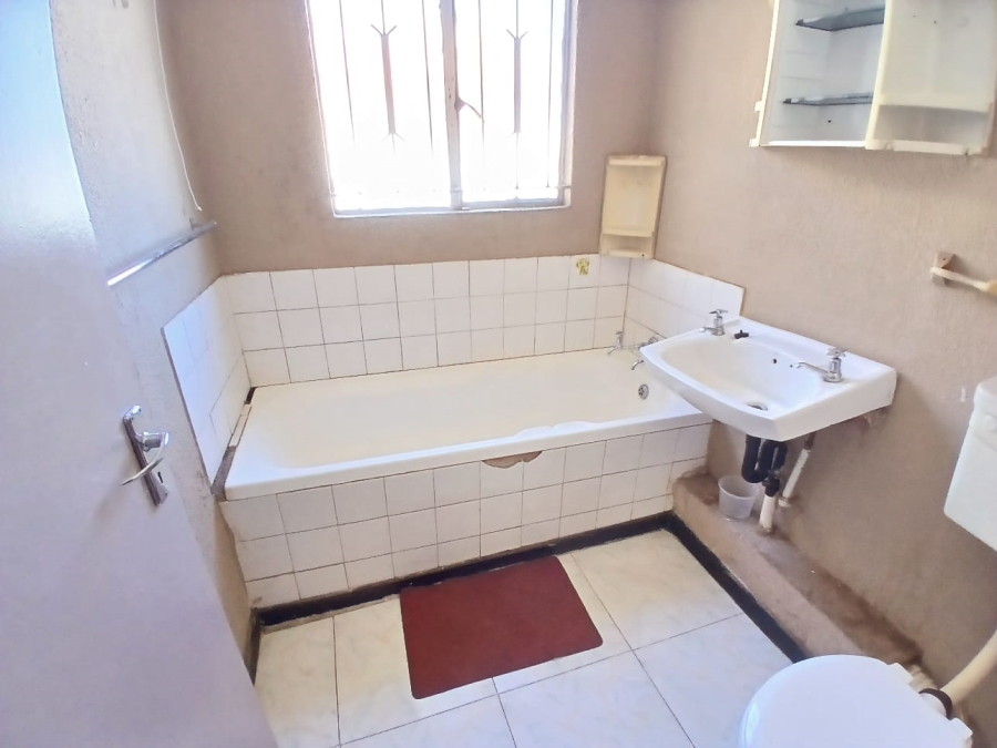 3 Bedroom Property for Sale in Vosloorus Gauteng