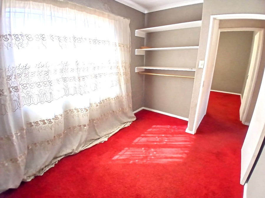 3 Bedroom Property for Sale in Vosloorus Gauteng