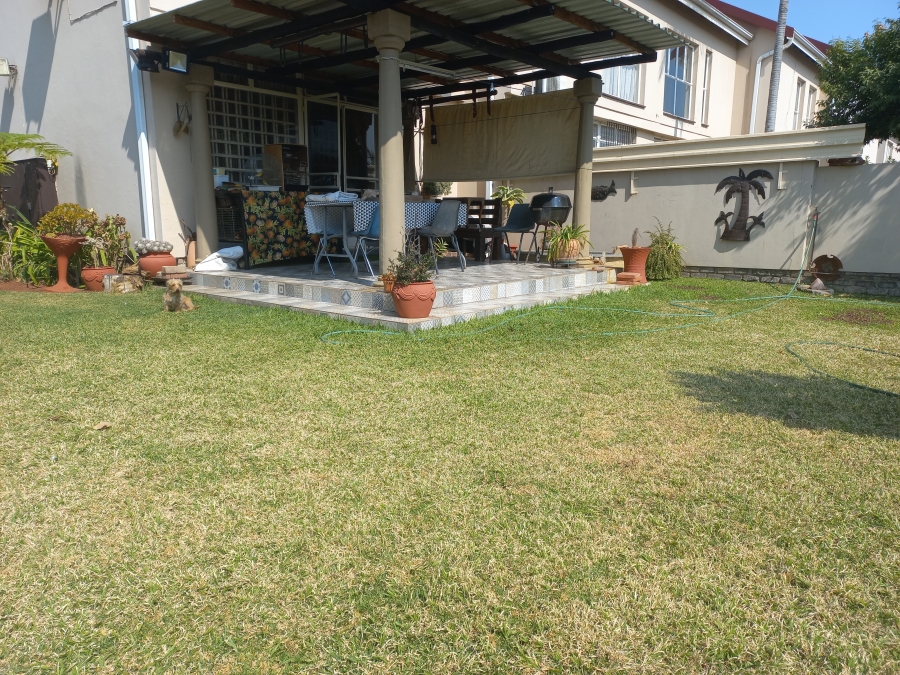 2 Bedroom Property for Sale in Rietfontein Gauteng