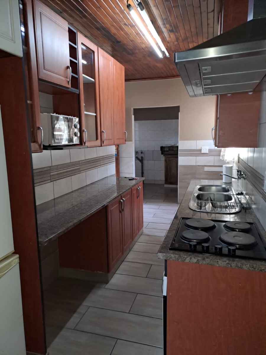 7 Bedroom Property for Sale in Vanderbijlpark Sw 2 Gauteng