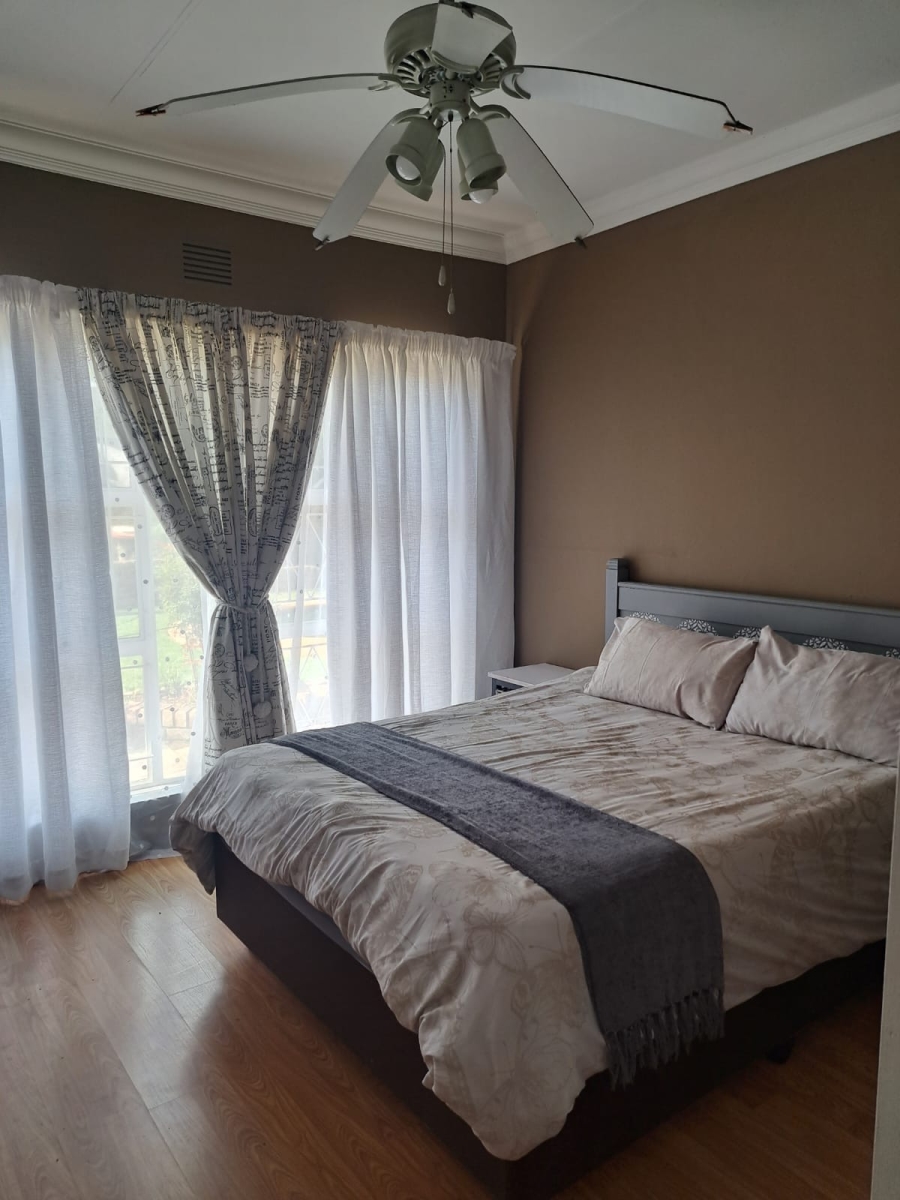 7 Bedroom Property for Sale in Vanderbijlpark Sw 2 Gauteng