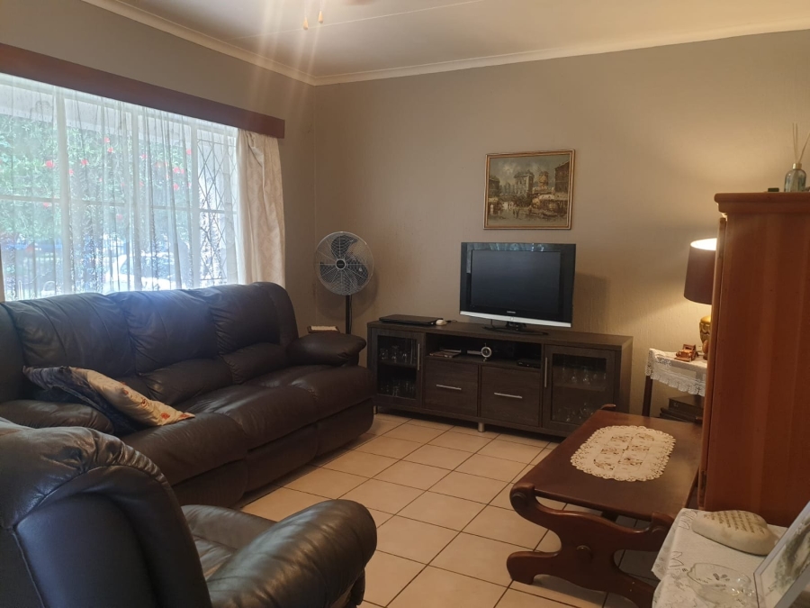 3 Bedroom Property for Sale in Sinoville Gauteng