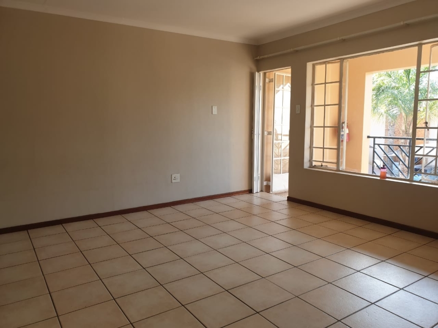 To Let 2 Bedroom Property for Rent in Montana Gauteng