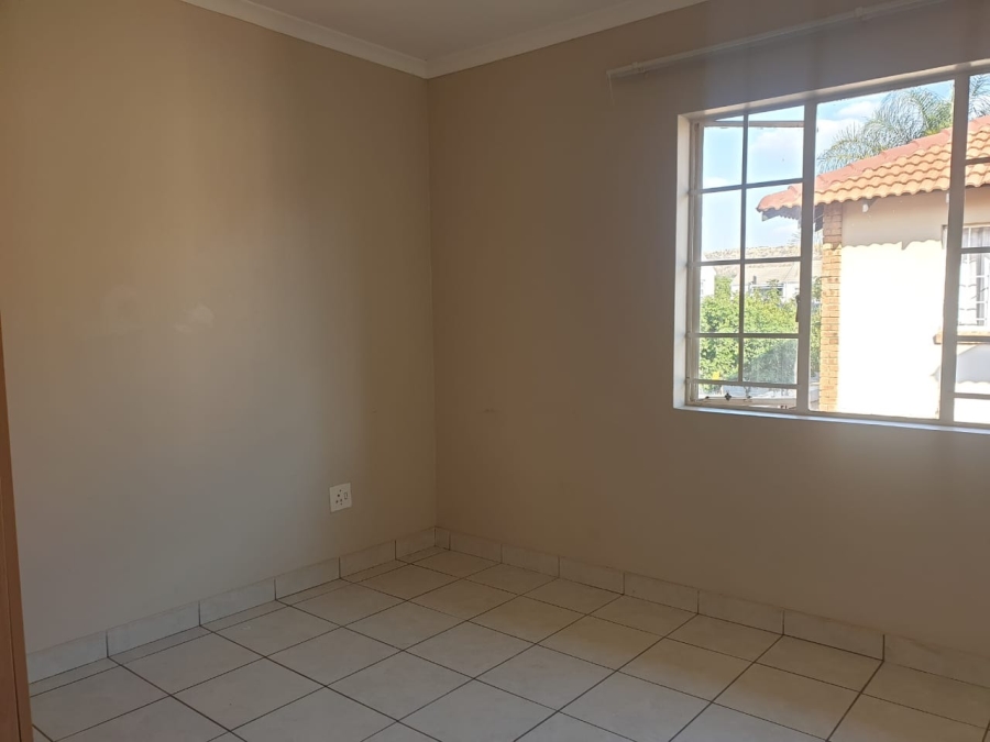 To Let 2 Bedroom Property for Rent in Montana Gauteng