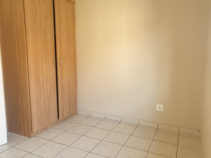 To Let 2 Bedroom Property for Rent in Montana Gauteng