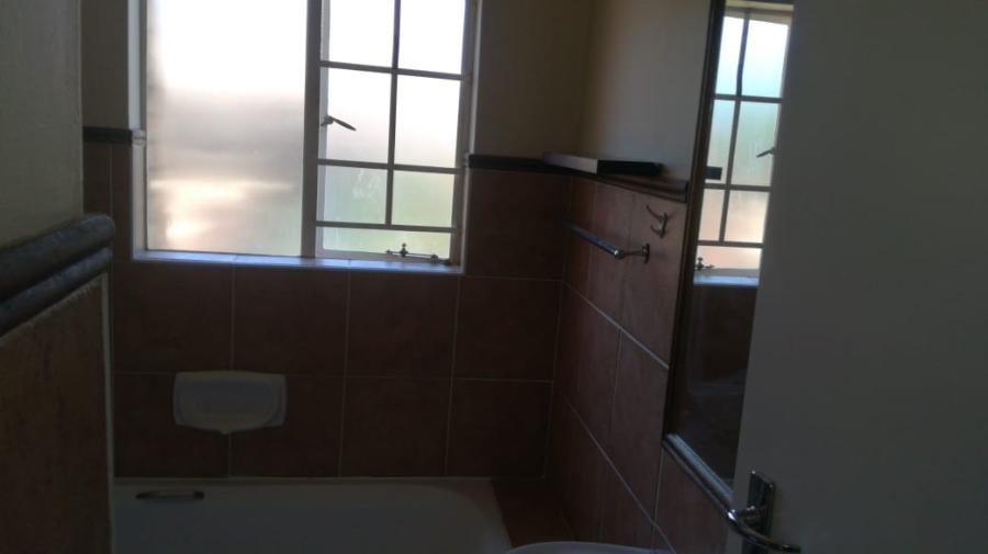 2 Bedroom Property for Sale in Mooikloof Ridge Gauteng