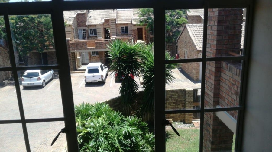 2 Bedroom Property for Sale in Mooikloof Ridge Gauteng