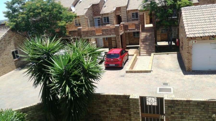 2 Bedroom Property for Sale in Mooikloof Ridge Gauteng