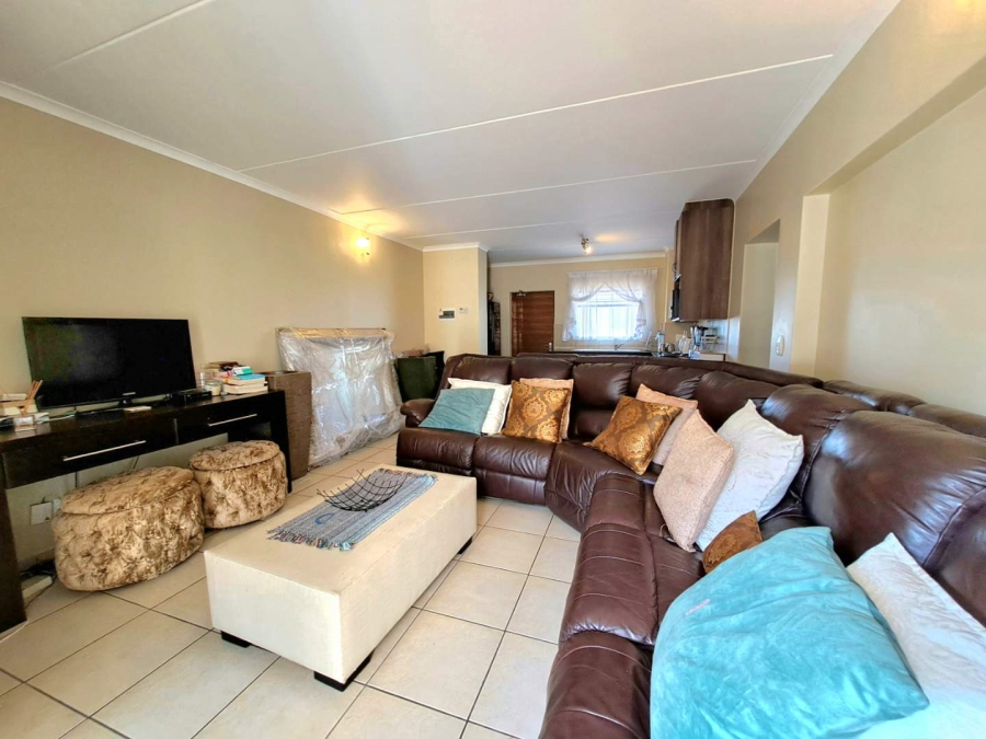 2 Bedroom Property for Sale in Barbeque Downs Gauteng