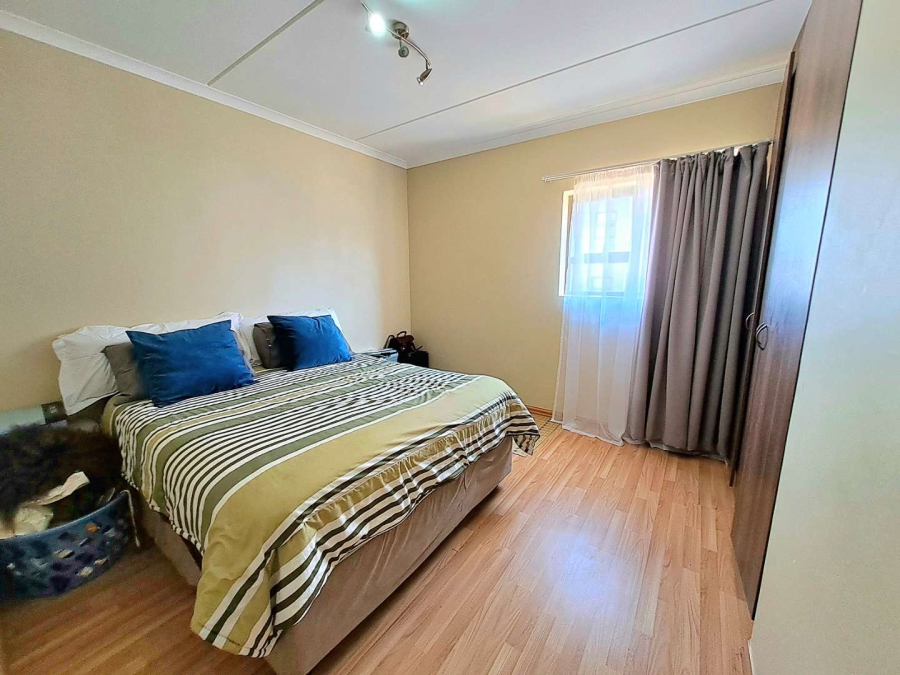 2 Bedroom Property for Sale in Barbeque Downs Gauteng