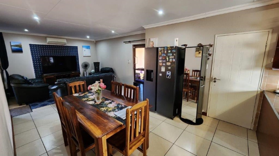 3 Bedroom Property for Sale in New Redruth Gauteng