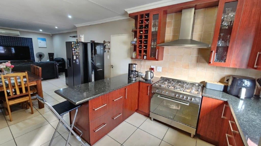 3 Bedroom Property for Sale in New Redruth Gauteng