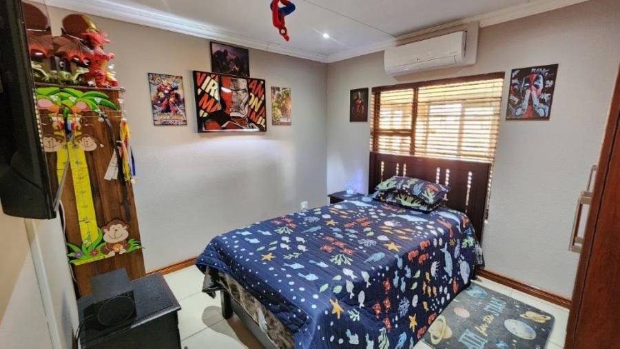 3 Bedroom Property for Sale in New Redruth Gauteng