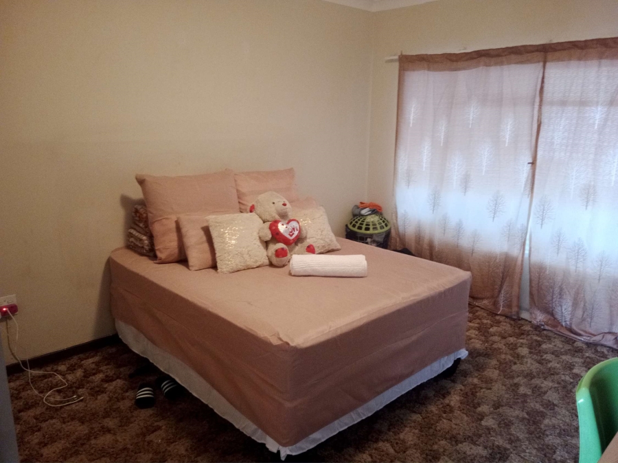 3 Bedroom Property for Sale in Pretoria Gardens Gauteng