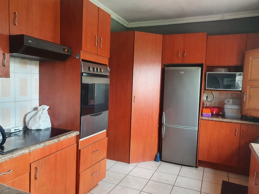 To Let 3 Bedroom Property for Rent in Dalpark Gauteng