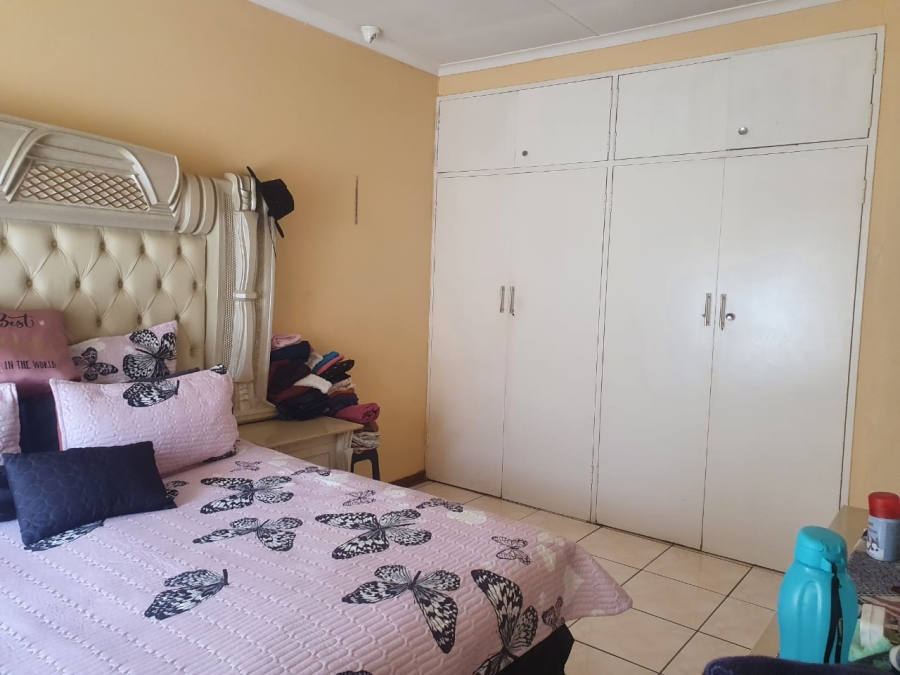 To Let 3 Bedroom Property for Rent in Dalpark Gauteng