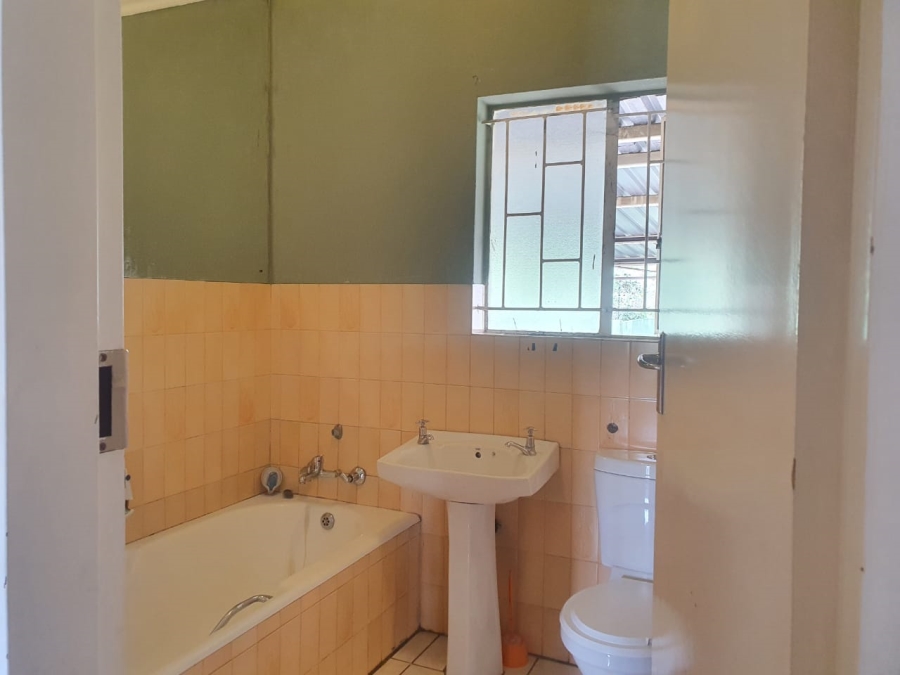 To Let 3 Bedroom Property for Rent in Dalpark Gauteng