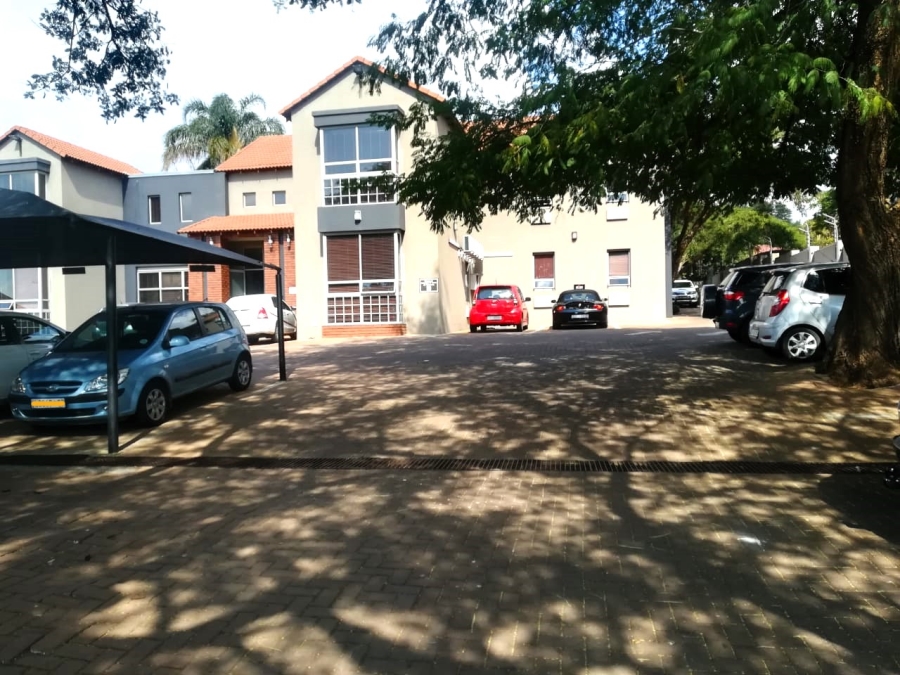 To Let commercial Property for Rent in Eldoraigne Gauteng