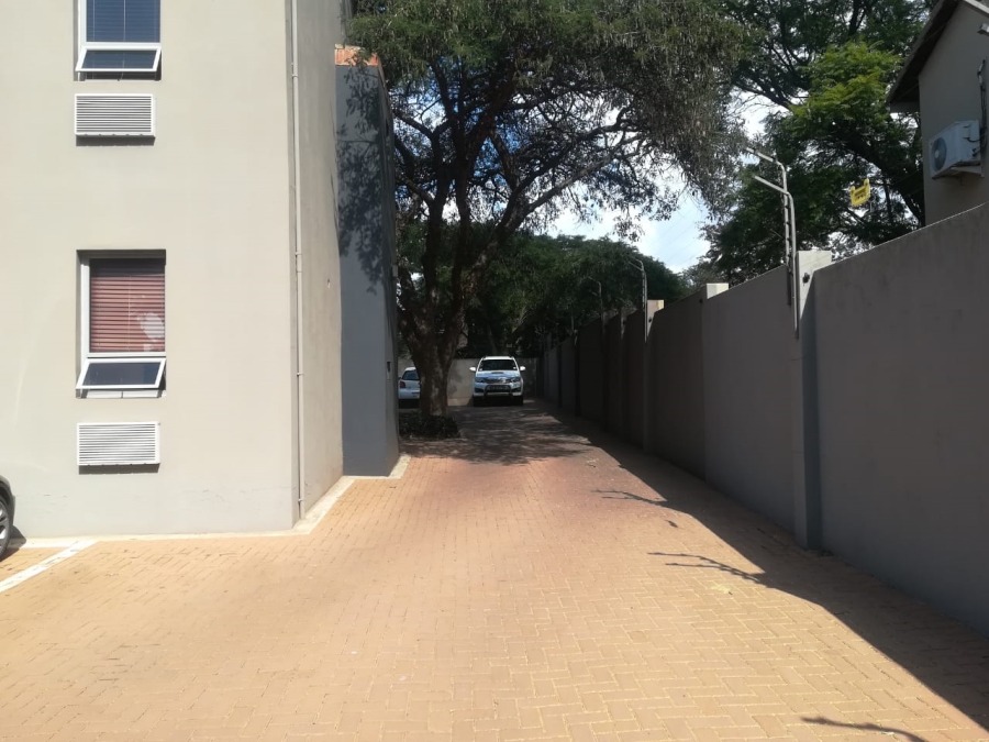 To Let commercial Property for Rent in Eldoraigne Gauteng